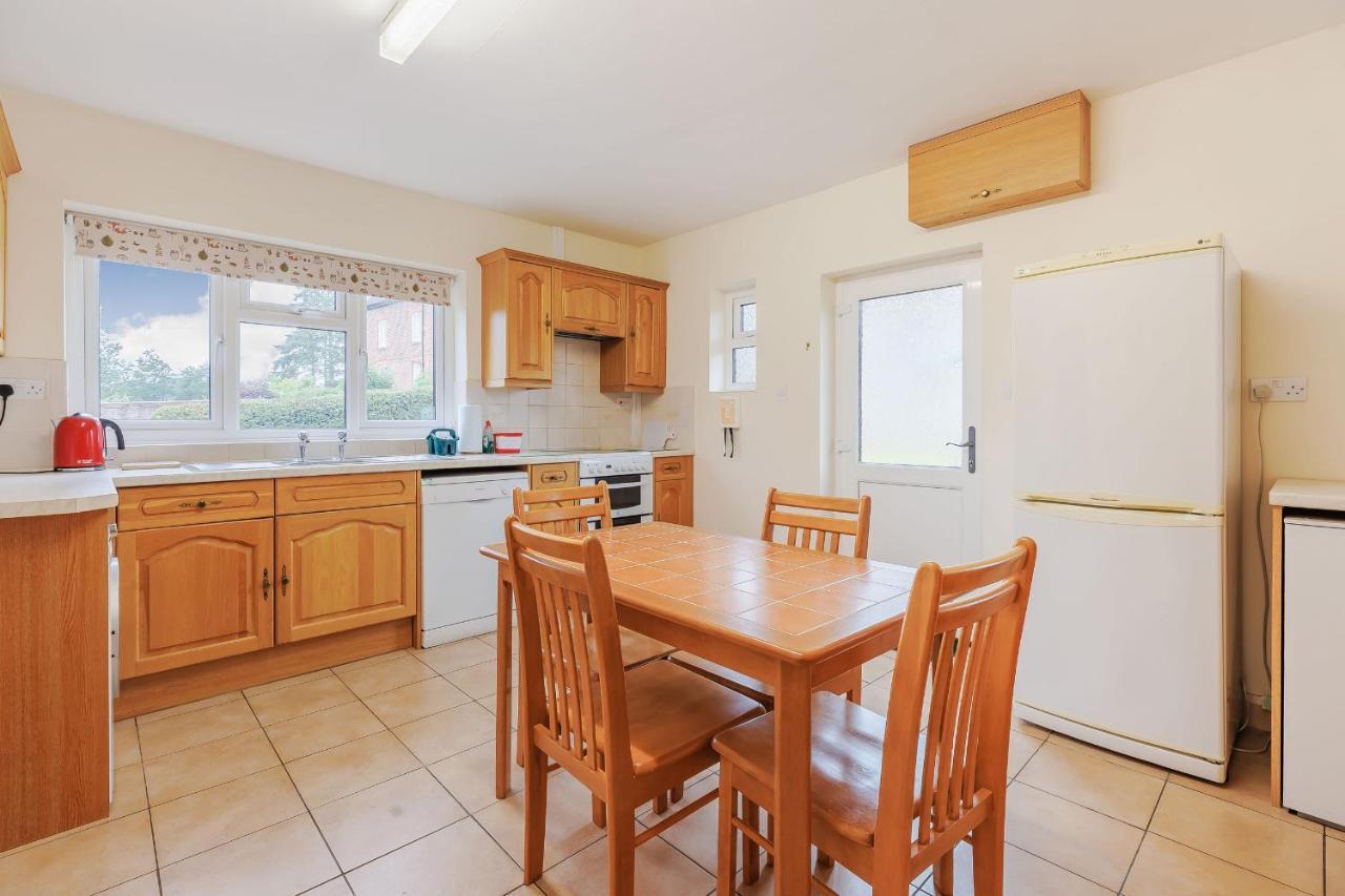Meadow Lea Villa Leominster Luaran gambar