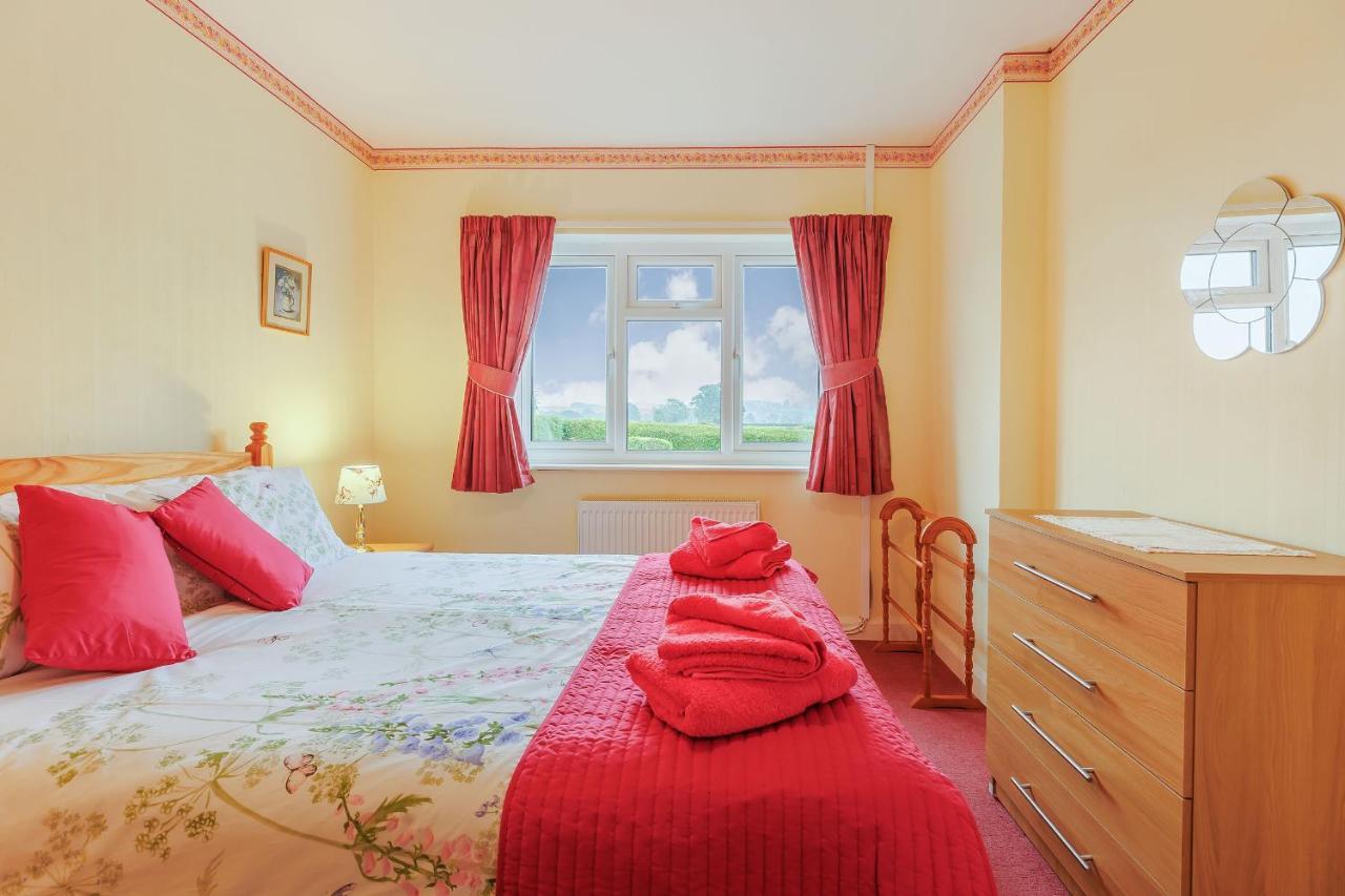 Meadow Lea Villa Leominster Luaran gambar